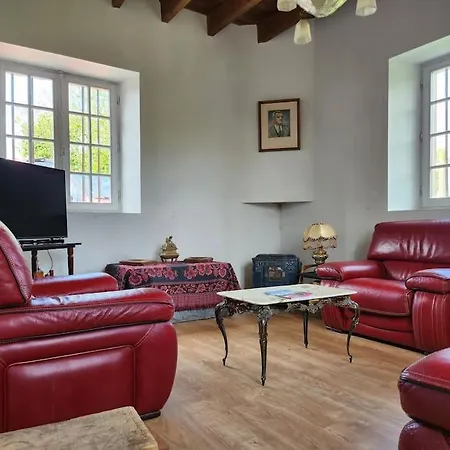 Holiday home Les Maisons De Jean Et Eva 5 *
